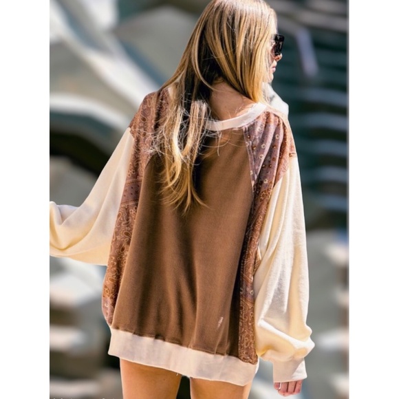 DAVI & DANI Plus Size Rust Cream Solid & Boho Print Oversized Pullover - Picture 6 of 9